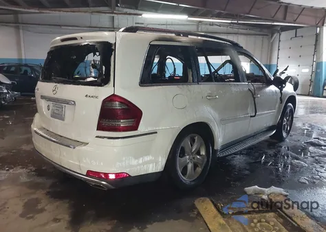 2011 Mercedes-Benz Gl 450 4Matic z USA, uszkodzony, nr VIN 4JGBF7BE8BA752465